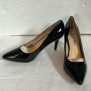 🆕 2 lips too black heels style Zane size 8.5 M